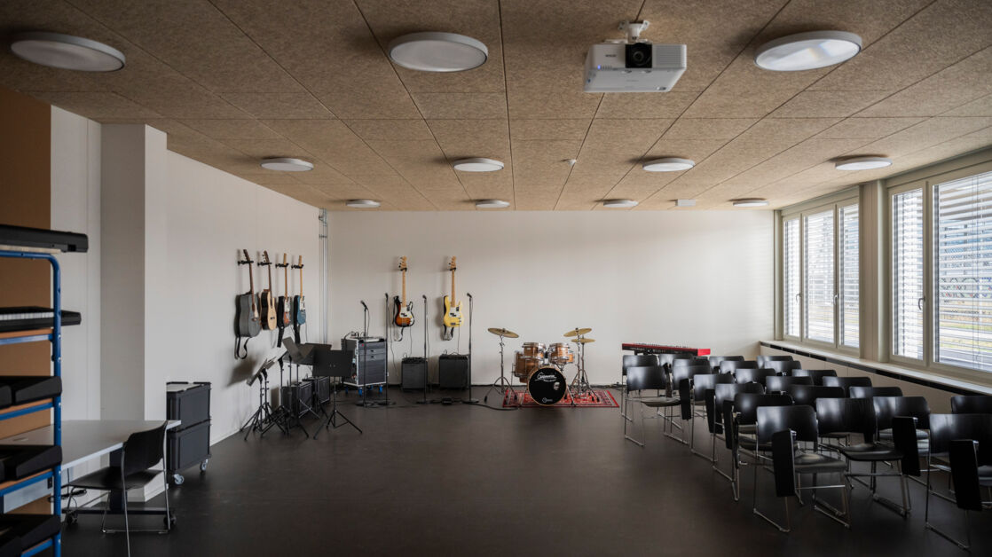 Écoles provisoires avec salle de sport, Zurich Écoles provisoires avec salle de sport, Zurich